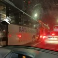 Otežan povratak autobusa sa partijske „ekskurzije“ u Kragujevcu (VIDEO)