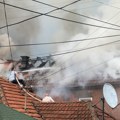 Heroj iz novog pazara! Semir Kambović se više od sat vremena borio sa vatrom na krovu kuće, nakon požara hospitalizovan…