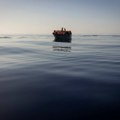 U brodolomu kod Tunisa, 11 migranata se udavilo, a 44 se vodi kao nestalo