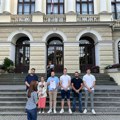 Omladina poručila nesposobnom Dašicu: Vreme je za ostavku (VIDEO)