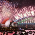 Кинези оборили сопствени рекорд! Нова година стиже широм света: Први су празник дочекали Кирибати, уследио је Спектакл у…