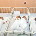 Prva beba rođena u Novom Sadu u 2024. je Milan Marić, od Grada dobio 300.000 RSD