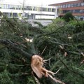 Tornado pogodio Nemačku: Oštećene kuće, kada odletela na igralište, meštani kažu da ovo nisu doživeli do sad