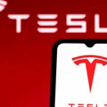 Kompanija Tesla će otpustiti više od 10 odsto svoje globalne radne snage