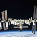 Svemirska kapsula Spejseksa, koja treba da vrati zaglavljene astronaute, stigla na ISS