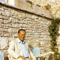 "Varao je sa rođenom sestrom, obe ostale trudne": Šuškalo se da ima 18 žena i 16-oro dece: Sve o šok aferama bivšeg…
