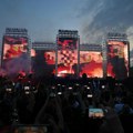 Na tompsonovom koncertu flašicu vode naplaćivali skoro 600 dinara! Konobari očajni, dobro opljuvali pevača