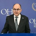 "Moj mandat još traje, ostaću ako mogu doprineti ispunjenju obaveza iz dejtona" Šmit: Ne planiram nove odluke