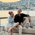 Objavila slike s tajne lokacije, u krupnom kadru trbušnjaci i zadnjica: Usvojena ćerka Filipa Ceptera opet usijala mreže
