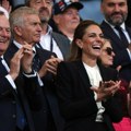 Ceo stadion gledao u Kejt Mildton: Princeza blistala na utakmici, a ovo je svima privuklo pažnju (foto)