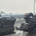 Poznato koliko ima povređenih i koliko je vozila učestvovalo: Jezivi detalji teške nesreće kod Lučana (video)