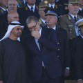 Vučić odleteo u iznenadnu posetu UAE