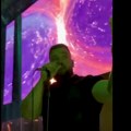Pevač prekinuo nastup! Gestom oduševio sve, evo šta je uradio zbog mladog Stefana: "Počećemo od nas, ko koliko može" (video)…