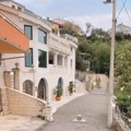 Iz rijalitija izašla bez dinara, a njena kuća vrišti na luksuz. Vila bivše učesnice Zadruge sa pogledom na more oduzima dah…