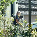 (Paparaco) Uhvatili smo muža Jelene Jovičić Mladoženja ležerno odeven u farmerke i majicu, a evo šta radi samo nekoliko sati…