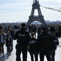 Misterija pet praznih kovčega kod Ajfelovog tornja: Policija uhapsila muškarce iz Bugarske, Nemačke i Ukrajine