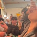 Seka Aleksić ispijala rakije na eks! Ispred nje more alkohola, a ona uz trubače lumpuje! (video)