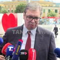 Uživo Vučić se obraća iz Tirane