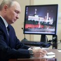 Putin: Rusija mora da brani odlučujuću ulogu svog naroda u pobedi nad nacizmom