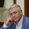 "Ovde su sada policajci prisutni, niko nikoga ne dira": Rektor novosadskog univerziteta: "Nije bilo ničeg ružnog ili represije"…