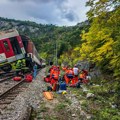 U sudaru vozova u Slovačkoj povređene desetine ljudi, dvoje u kritičnom stanju