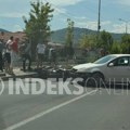 Udes na magistrali u Novom Pazaru: Sudar automobila i motocikla