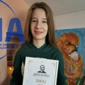 Mlada Užičanka oduševila umetnike i pedagoge: Magdalena naslikala "Zmajevo oko" pa pobedila na eminentnom likovnom konkursu