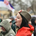 Kragujevčani zbog hapšenja studenta počeli 24-časovnu blokadu raskrsnice