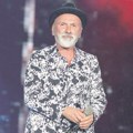 Ratnim zločincima podizao moral, a SAD se licemerno pere! Dino Merlin željan srpskih para, huškao na mržnju sad tvrdi da je…