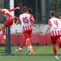 Trijumf Zvezde u večitom derbiju, Milvud Parni valjak zavio u crno (foto, video)