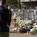 Sećanje na stradale u padu nadstrešnice: Komemorativnim skupovima i parastosima obeležena godišnjica tragedije
