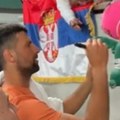 Novak Đoković dočekan kao kralj na prvom treningu u Parizu, Rolan Garos već u znaku Srbina