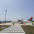 Do mora za pola sata Ovo je najbliža veza s Crnom Gorom iz srca Srbije! S „Morave“ poleteo prvi avion za Tivat ove sezone