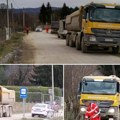 (Foto) od blata i prašine ne može da se živi Meštani sela Markovica u velikom problemu zbog pretovarenih kamiona