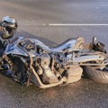 Teška nesreća kod Sarajeva: Policajac na motoru udario u pešake, jedna osoba poginula, tri povređene