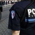 Najmanje dve osobe teško ranjene u pucnjavi u blizini Pariza, osumnjičeni uhapšen