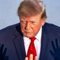Teške optužbe odjeknule kao bomba! Bivša mis Švajcarske optužila Trampa za silovanje, hitno se oglasila Bela kuća