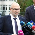 Ministar prosvete u Lukavcu: Nastava u školama Tuzlanskog kantona se završava