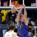 Jokić vodio Denver do 9. uzastopne pobede nad Lejkersima!