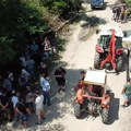 Meštani sela Bavanište protestovali zbog prodaje šume