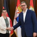 Vučić Sa ambasadorkom Nemačke: Zahvalio sam Nemačkoj na podršci našem EU putu i investicijama u našoj zemlji (foto)