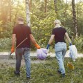Žitelji Lukićeva u akciji „Zavrni rukave“: U nedelju čišćenje seoskog parka