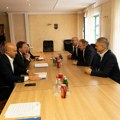 Predsednik PES-a posetio centralu SSP-a, sastao se sa Đilasom, Stefanovićem i Samofalovim