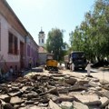 Počela rekonstrukcija parkirališta u Almaškoj ulici