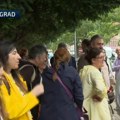 Roditelji učenika Jovine gimnazije protestuju ispred Ministarstva prosvete