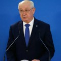 Ostavka Munteanua početak kraja za Sandu