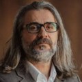 Rezon Nemilosrdna gravitacija gluposti