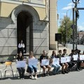 Širom Srbije 16-minutnim skupovima u tišini obeleženo 10 meseci od pada nadstrešnice u Novom Sadu