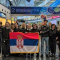 Predstavnici Srbije napustili zemlju! Lavina spakovala kofere, članovi RTS se ne odvajaju od njih: Idemo jako!