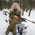 Kako je Tatjana, instruktorka plesa i majka dvojice sinova, postala snajperistkinja ratu u Ukrajini: "Okačila sam cipele o…